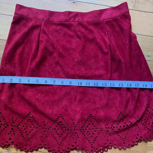 Lily Morgan Red Suede-Look Skirt Women’s M Mini Cutout Hem - Picture 6 of 9
